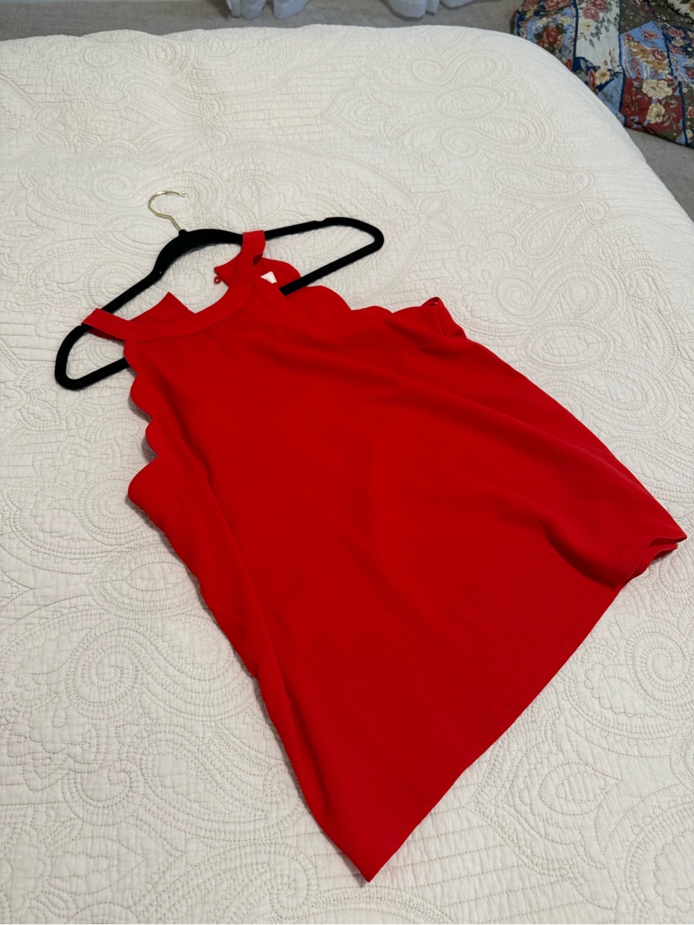 Monteau Red Scallop-Edge Sleeveless Camisole
